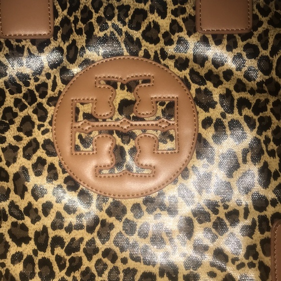 AUTHENTIC TORY BURCH CHEETAH TOTE - Picture 3 of 16